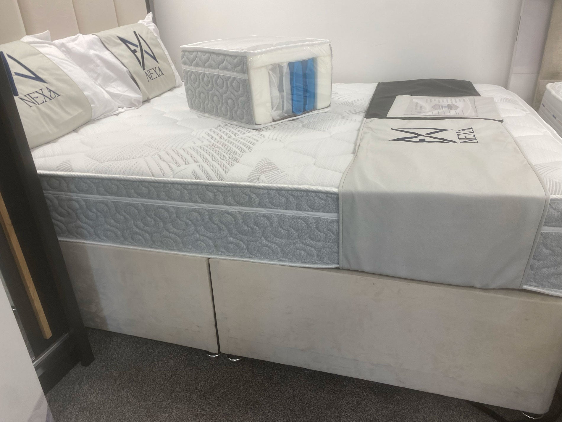 Nexa Hybrid Lite Firm Mattress